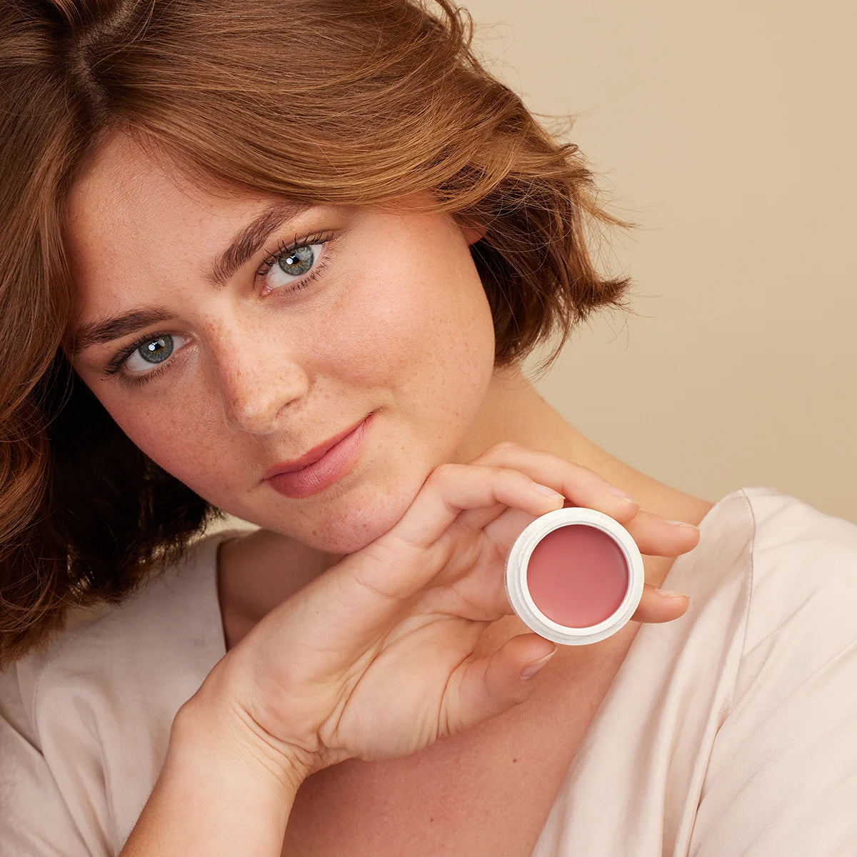 Lip Colour 004 Rose Fierce