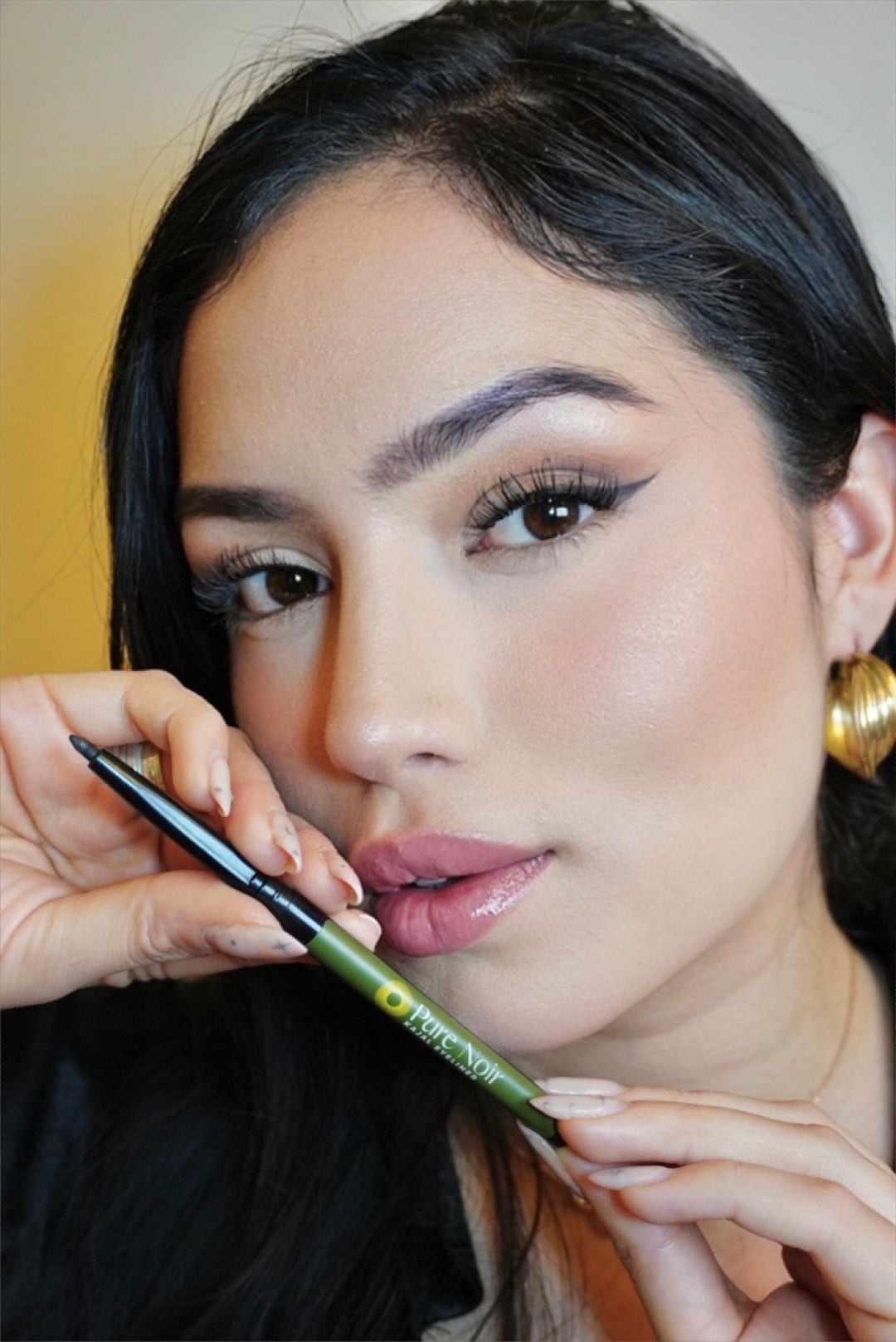 Vayu Living Pure Noir Kajal eyeliner pencil delivers a deep, intense black pigment that flawlessly defines and enhances your eyes.